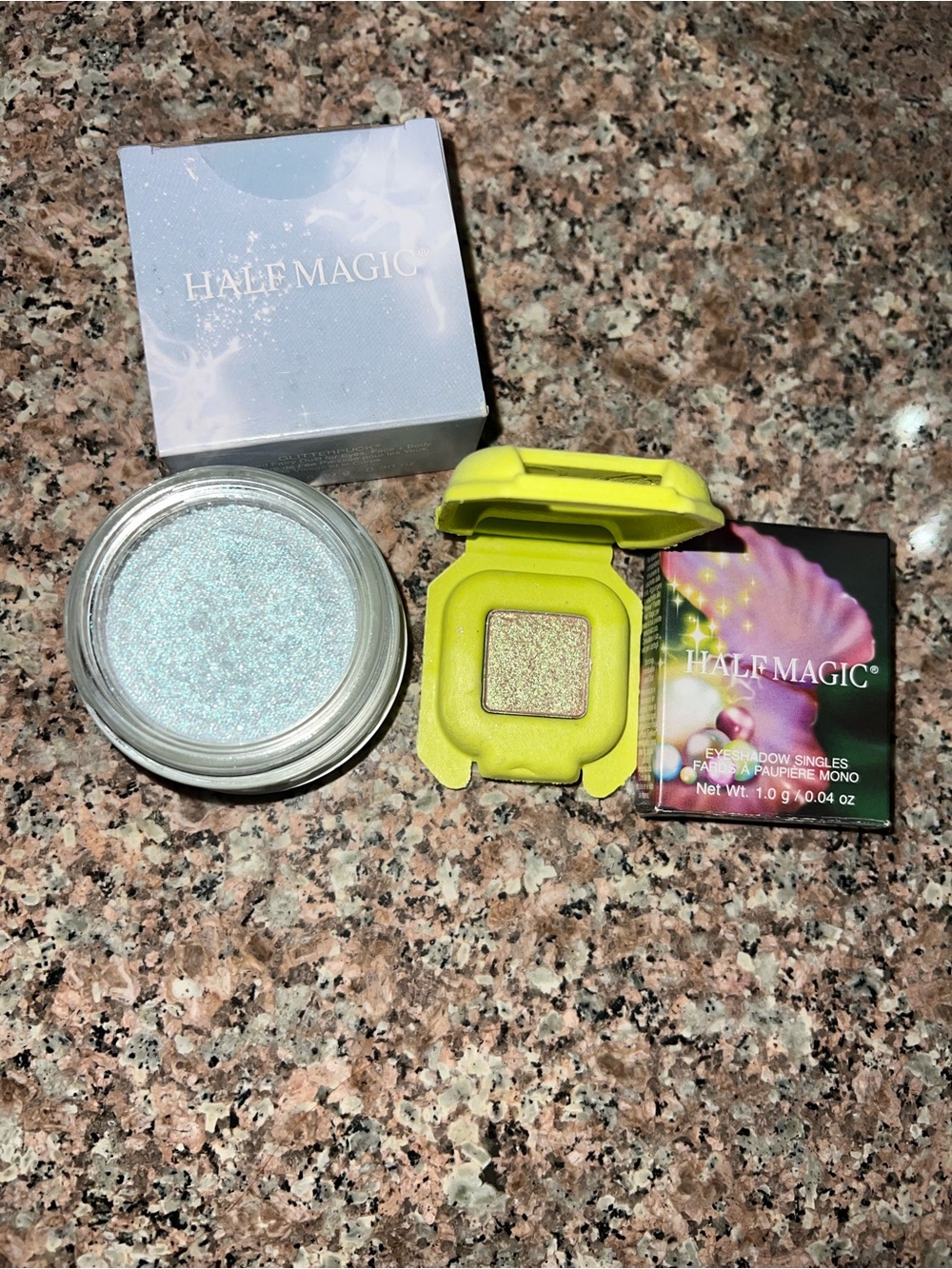 HALF MAGIC Shimmery Multichrome Eyeshadows - princess ghost and sparkle puff